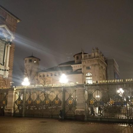 Appartement Sky Loft Nuovissimo Vicinanze Metro à Turin Extérieur photo